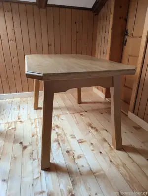 Tisch zu verschenken