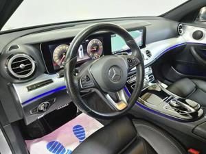Mercedes-Benz E-Klasse Bild 10