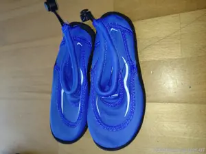 Wasserschuhe Gr. 27