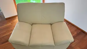 Cremfarbige Ledercouch in sehr gutem Zustand , Echtleder Bild 3