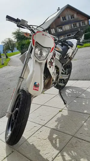 Moped Aprilia SX50 Bild 3