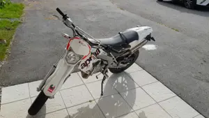 Moped Aprilia SX50 Bild 4