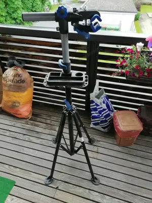 Fahradrepeeraturständer Bild 3