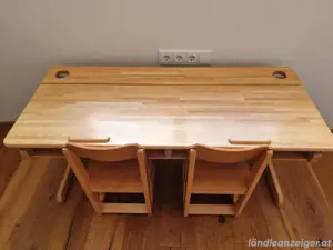 Alte Schulbank Schreibtisch mit 2 Stühlen Bild 3