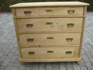 Alte Kommode