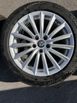 Alfa Romeo Giulia Alufelgen 17 Zoll Bild 7