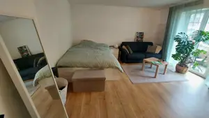 Gut gelegene 1,5-Zimmer-Wohnung mit Balkon zu vermieten