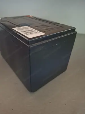 zyklenfeste AGM Batterie 12V 15Ah (C20) (B-Ware) - Scooter, Kinderfahrzeuge, usw. Bild 3