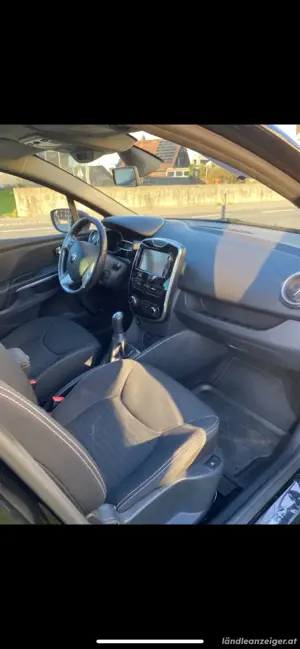 Renault Clio Kombi Bild 2