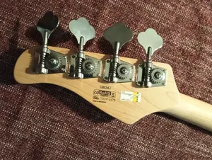 Bass Gitarre Cort Bild 4