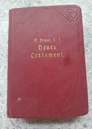 Neues Testament "Sehr alte Ausgabe"