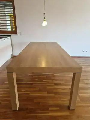 Esszimmer Tisch
