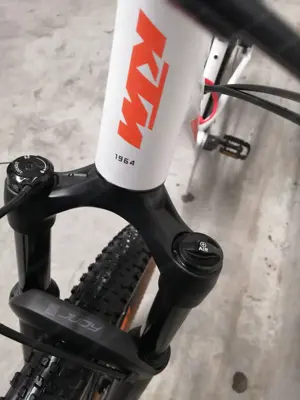 Fahrrad Neue KTM 29 Zoll Bild 5