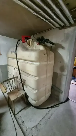 Heizöl Heizölabpumpen Öltankentleeren Ölumpumpen absaugen entsorgen Heizungstausch raus aus Öl Bild 2