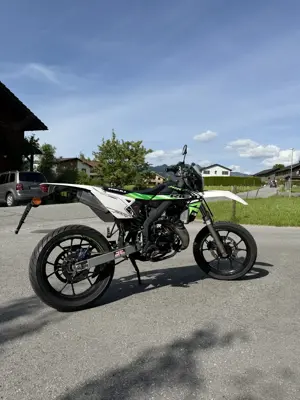 Rieju MRT 50 Bild 2