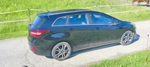 Hyundai i30 Kombi 1.6crdi Bild 2