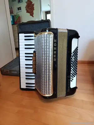 Akkordeon Hohner Concerto III