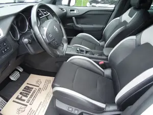 Automatik    Diesel    Wenig Kilometer Citröen DS4  E-HDi 110 Airdream Bild 7