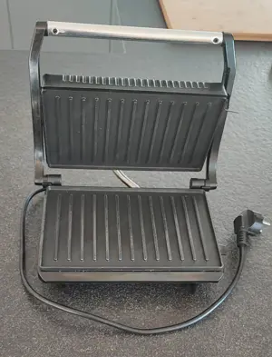 Kleiner Kontaktgrill Bild 2