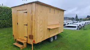 Autotransporter mit Hütte Bild 3