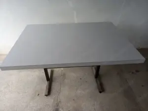 Küchentisch zu verschenken