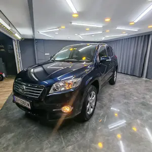 Toyota RAV 4 Bild 2