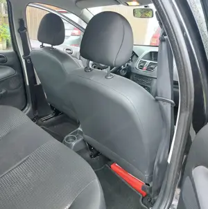 Peugeot 206 Bild 10