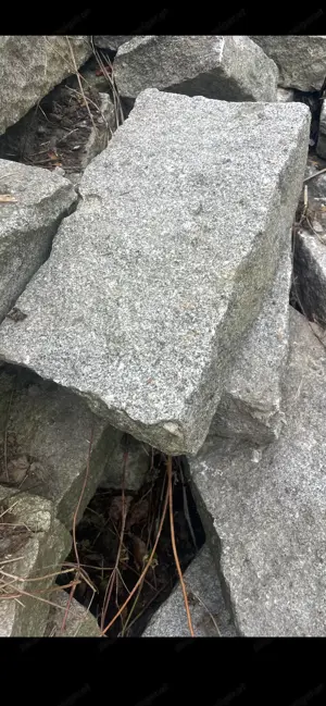 Granit-Randsteine  (Tessinergranit) Bild 2