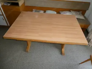Küchenauszugtisch mit Buchenresophal