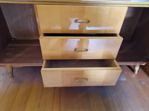 Kleiderschrank und Spiegelkommode 60 Jahre Bild 7