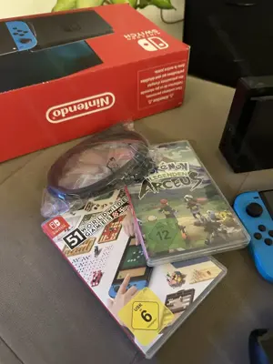 Nintendo Switch mit 2 Spielen Bild 2