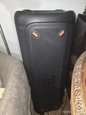 Jbl Partybox 1000 Bluetooth speaker 