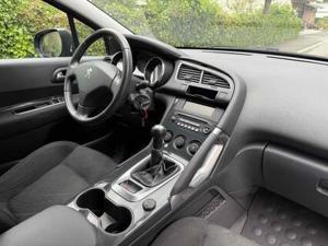 Peugeot 3008 2012 Bild 10