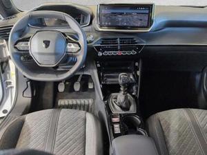 Peugeot 2008 Bild 8