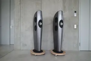 KEF Blade Two HiFi Lautsprecher Bild 3