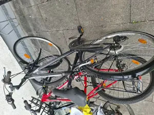 Fahrrad vorne Rad mangelhaft Bild 3