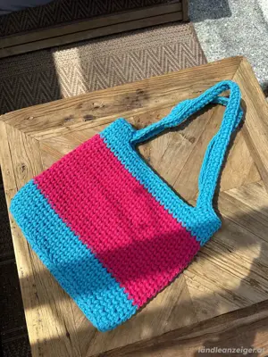 Handtasche