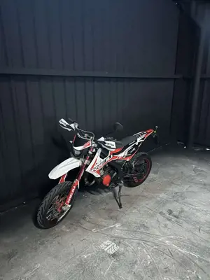 Rieju MRT 50 Bild 4