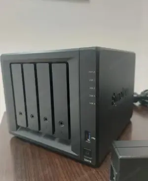 Synology DS418 NAS + 4 HDD 2 TB