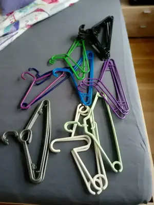 Kleiderbügel zu verschenken Bild 4