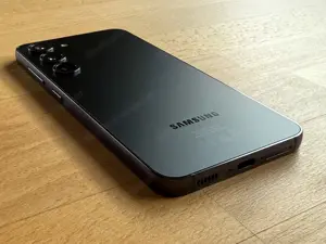 SAMSUNG Galaxy S23, 256GB, schwarz, neuwertig