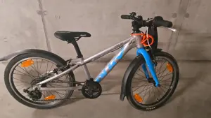 Ich verkaufe ein fast neues 20 Zoll Fahrrad. 