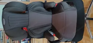 Kindersitz fürs Auto  Bild 3