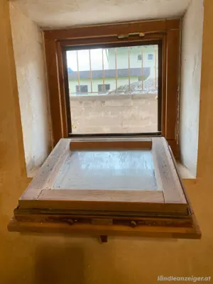 Holzfenster 49 x 49cm Bild 2