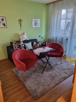 Attraktive 3-Zimmer-Wohnung mit Balkon in attraktiver Lage  Bild 3