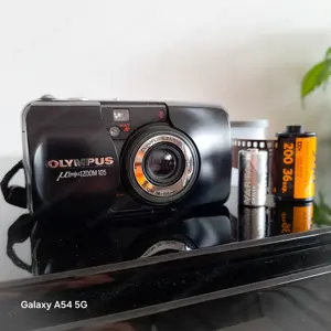 Olympus mju zoom 105 kult-retrokamera inkl. 36er film + neue batterie