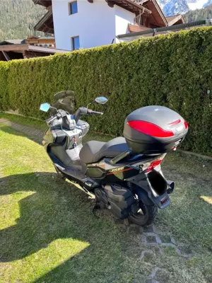 Motorroller Bild 3