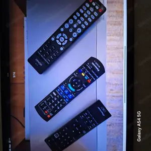 Hifi anlage inkl. boxen von quart + fernbedienungen, kabel usw. Bild 9