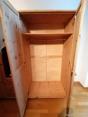 Kleiderschrank Zirbe Bild 5
