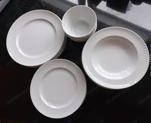 Weisses Geschirr Set - Geschenkt!!  Bild 2